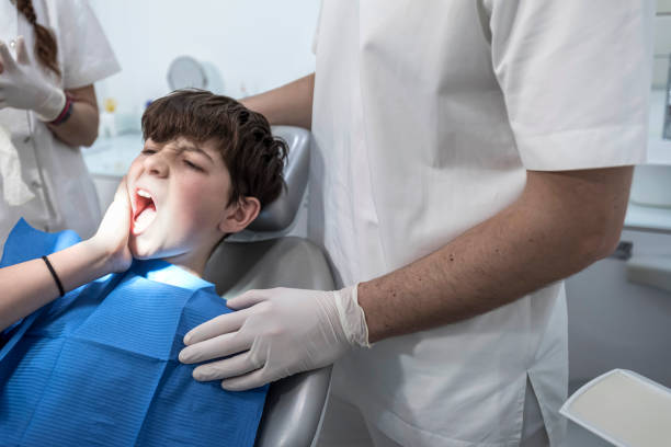 Best Weekend Emergency Dentist in Renville, MN